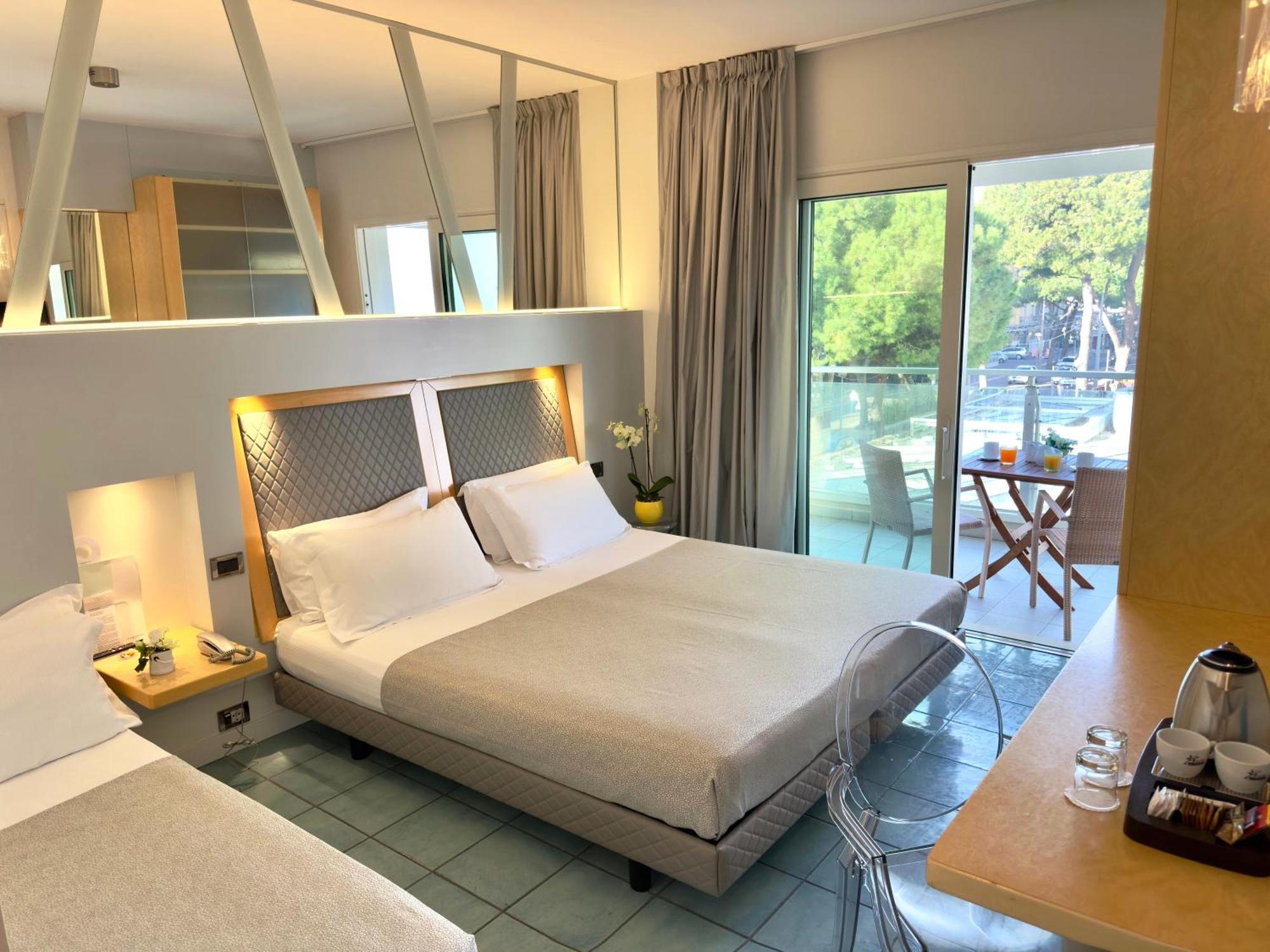 Club House Hotel Rimini Luaran gambar