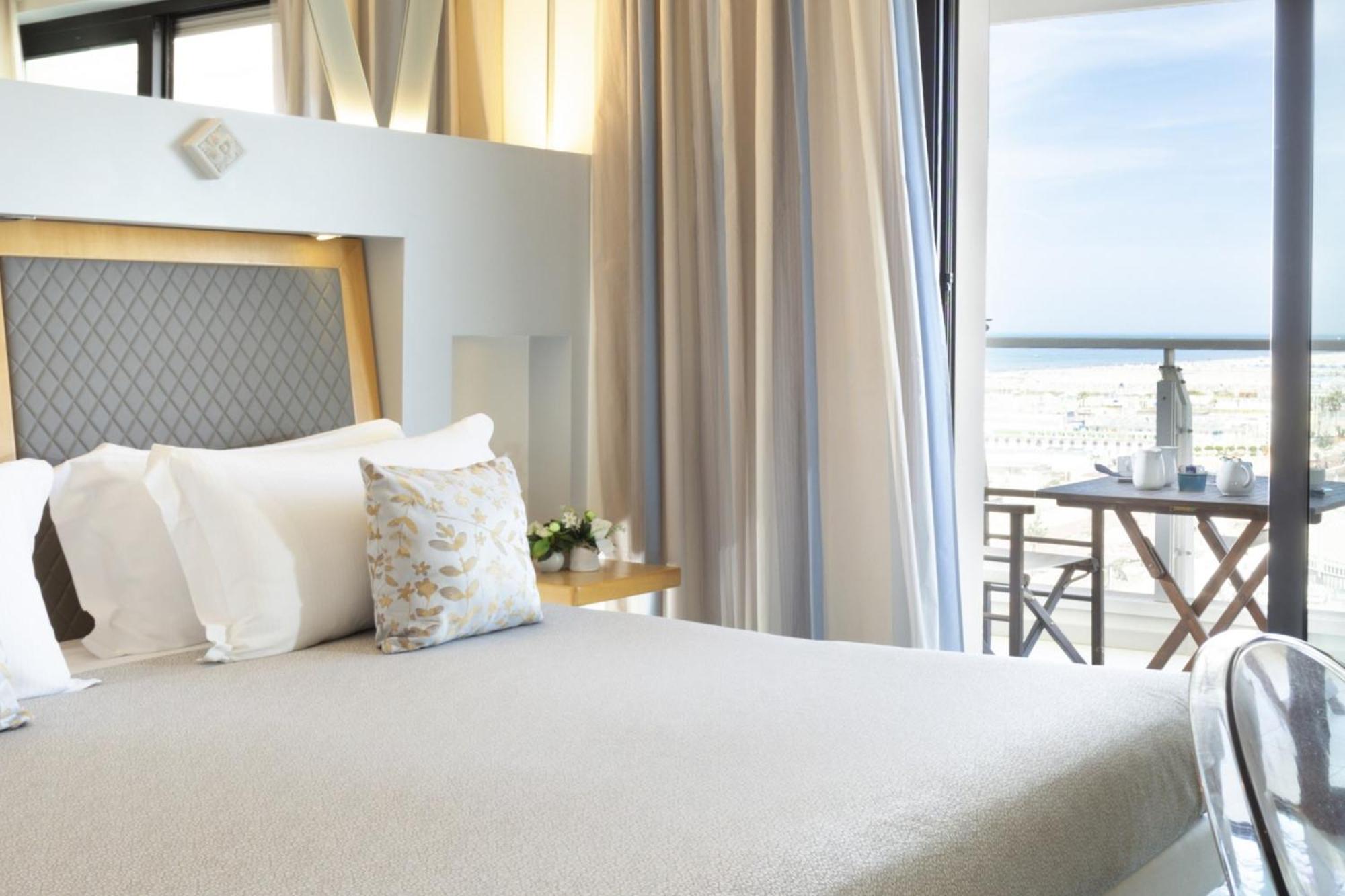 Club House Hotel Rimini Luaran gambar