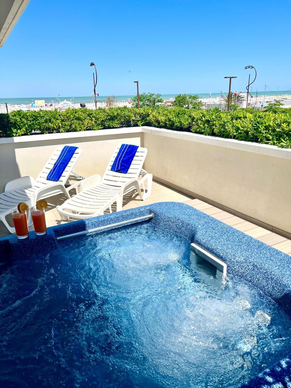 Club House Hotel Rimini Luaran gambar